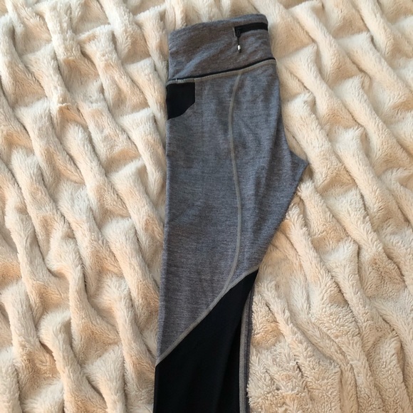 Lululemon Pace Rival Crop-excellent condition - Picture 3 of 6